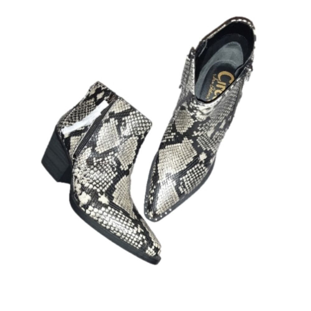 Ladies Circus by Sam Edelman Snake Print ankle boot sz 6.5